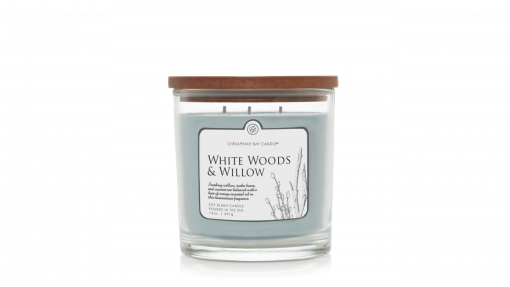 white woods and willow chesapeake candle