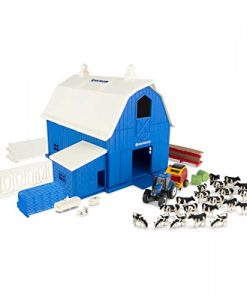 Tomy 1:64 Scale New Holland Dairy Barn Set
