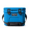 Yeti Roadie 15 Hard Cooler - Big Wave Blue #10033400000