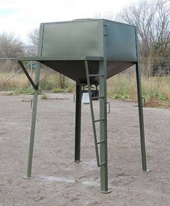 Atascosa Wildlife Supply 1000LB Broadcast Feeder W/ Fill Platform #GF104