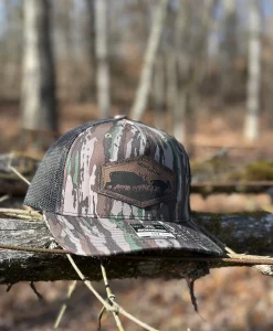 Nose Down Buck Chase Hat