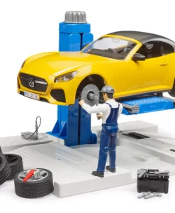 Bruder Bworld Car Service Center With Bruder Roadster #62112