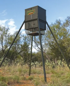 Texas Hunter 300 lb Broadcast Deer Feeder | Digital Timer, Solar Powered