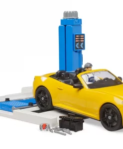 Bruder Car Service Center With Bruder Roadster #62112